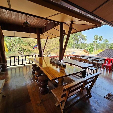 บ้านเรือนไทยมะลิเมืองเก่า 素可泰 外观 照片