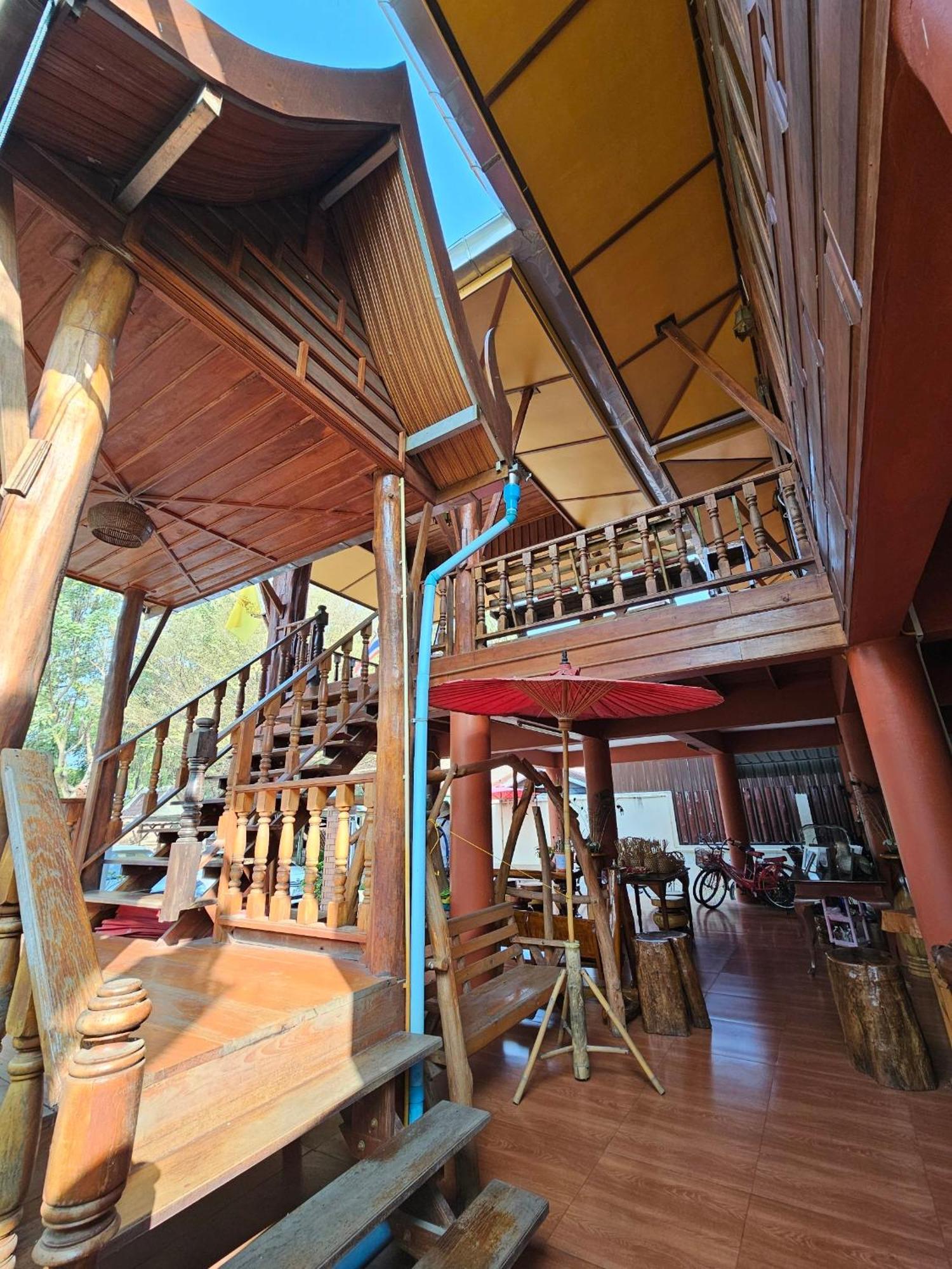 บ้านเรือนไทยมะลิเมืองเก่า 素可泰 外观 照片