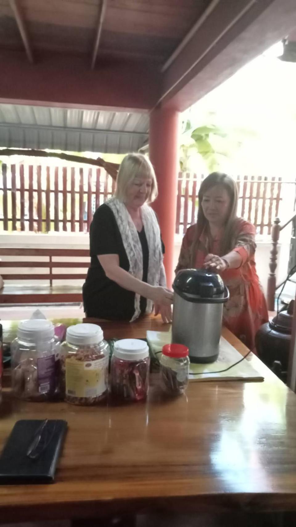 บ้านเรือนไทยมะลิเมืองเก่า 素可泰 外观 照片