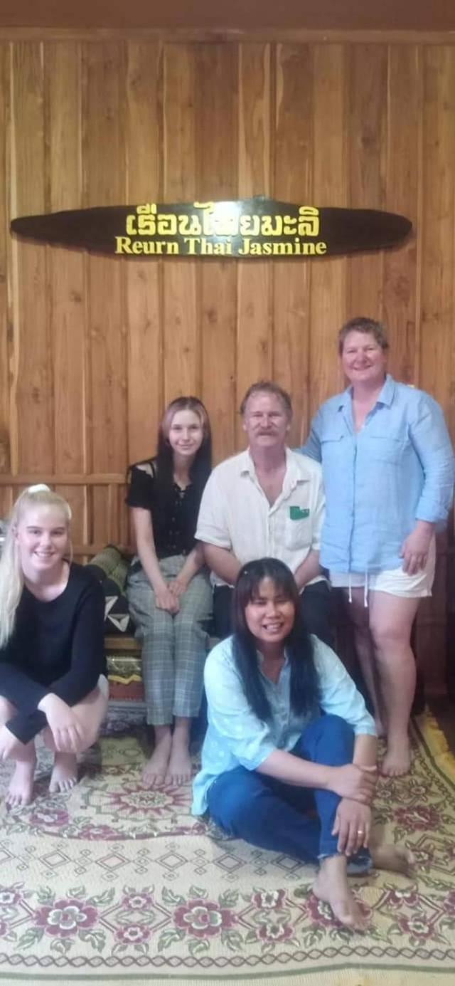 บ้านเรือนไทยมะลิเมืองเก่า 素可泰 外观 照片